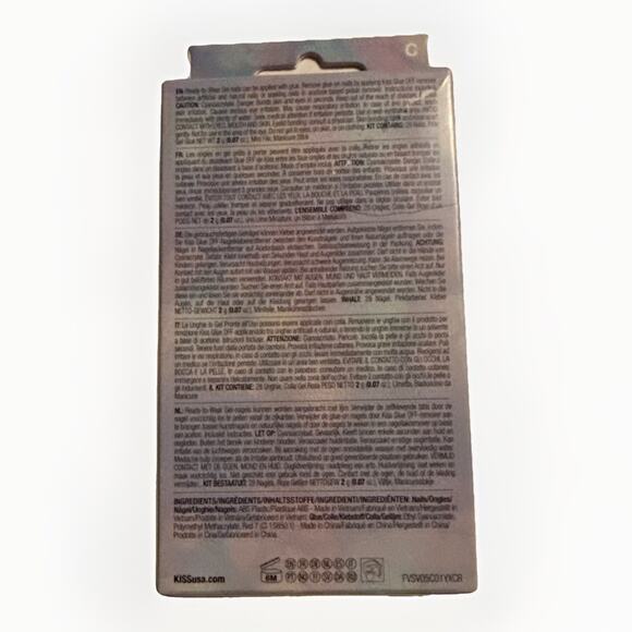 KISS Voguish Fantasy Nails 28ct Pink Snowman Candy Cane Christmas Set FV12YX NEW - Picture 2 of 4